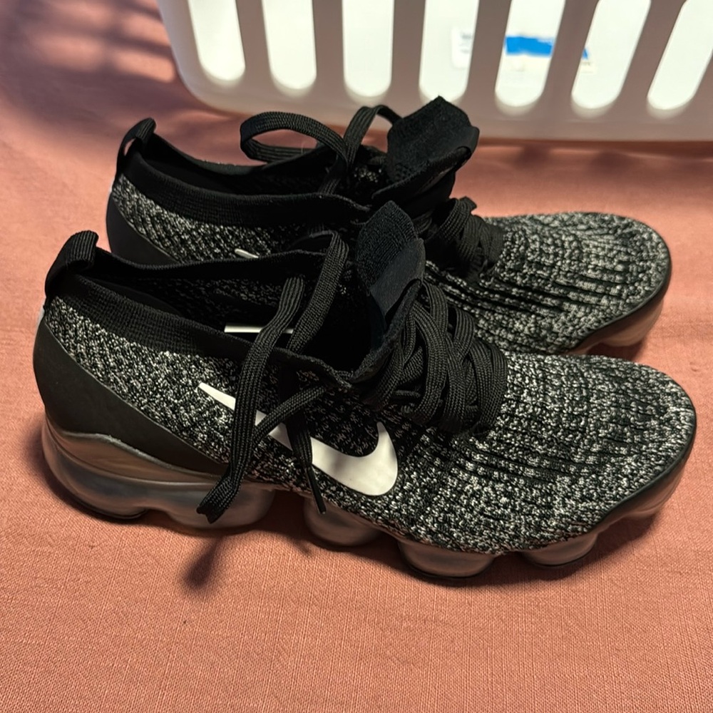 Nike Vapor Max size 8